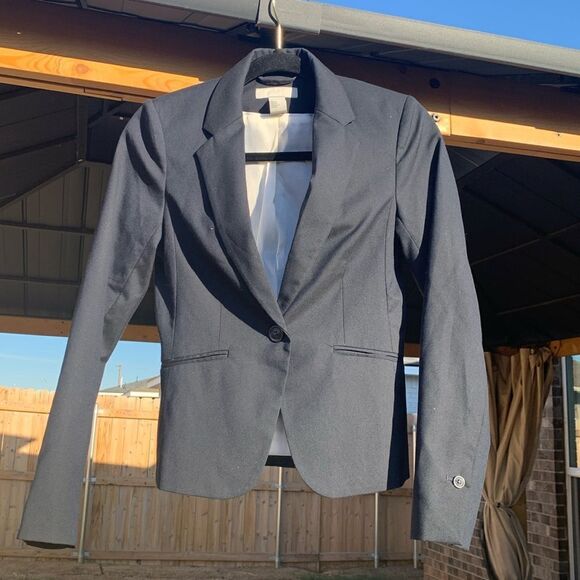 Take 50% OFF- H&M Women’s Blazer, Size-2 - Picture 1 of 7